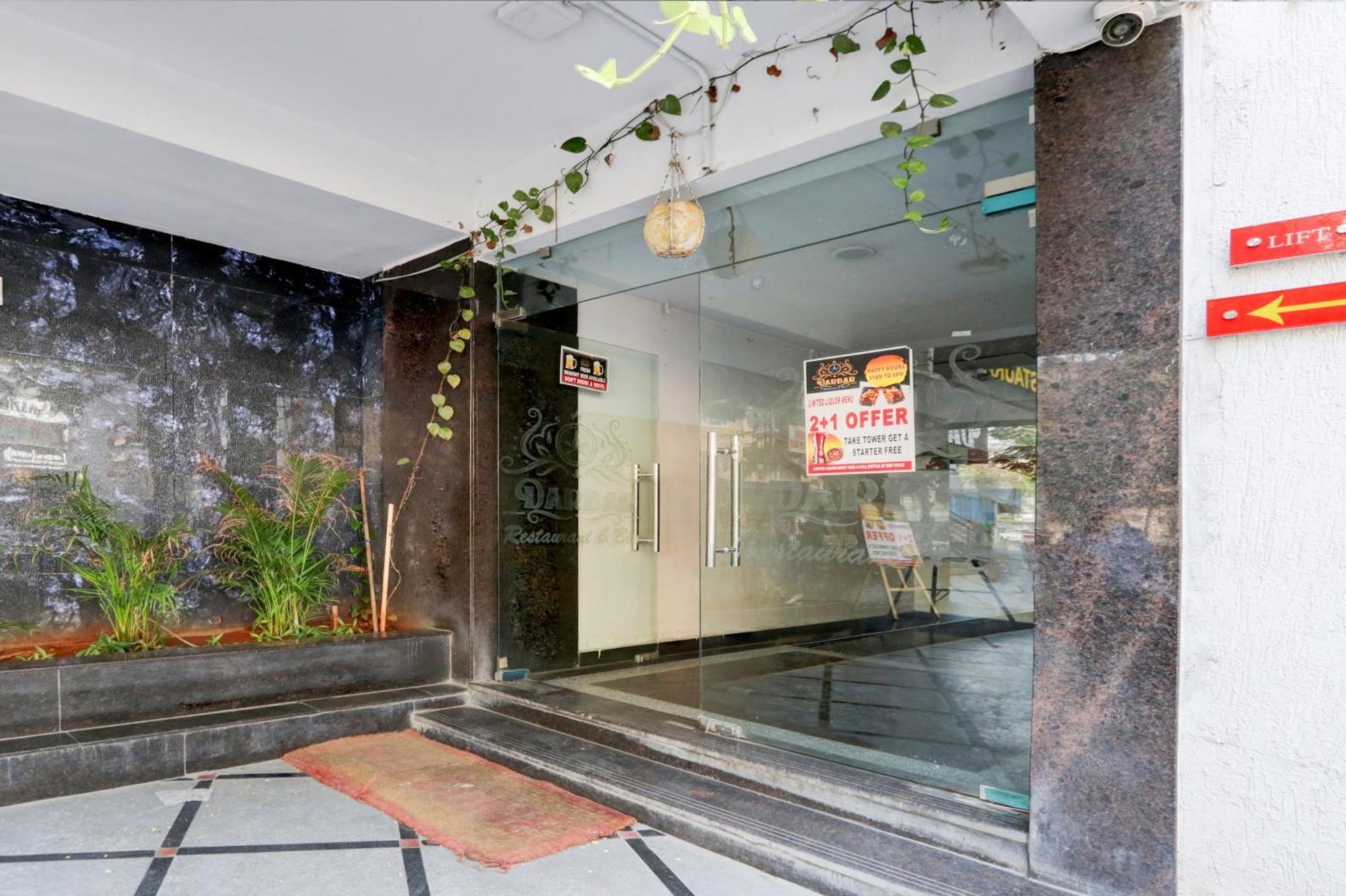 Super Hotel O At Home Hotel Darbar Haydarabad Dış mekan fotoğraf